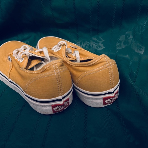 2 pairs Womens Vans size 6.5 Green Floral Yellow very good condition see photos - Picture 3 of 8